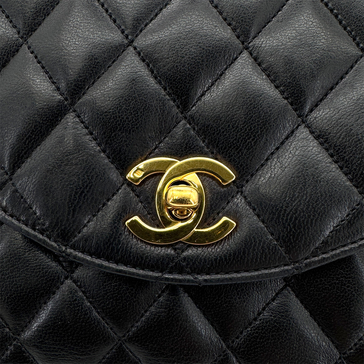 CHANEL VINTAGE MATELASSE HALF MOON CHAIN SHOULDER BAG BLACK LAMB SKIN 90287883