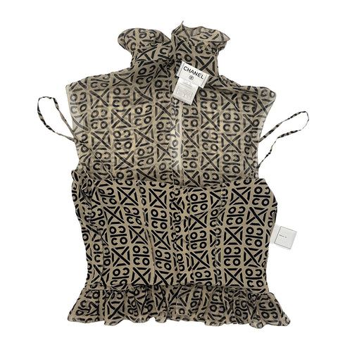 CHANEL VINTAGE COCO BUTTON LOGO SLEEVELESS BLOUSE BEIGE SILK 36 00A RTW 90287920 - PURPOSE