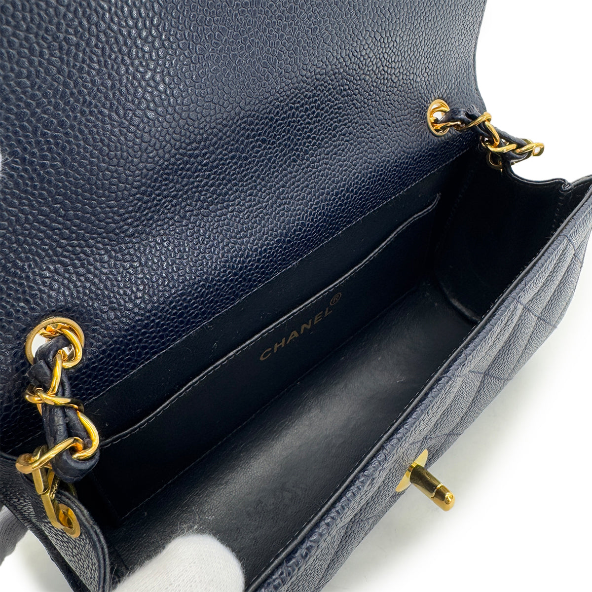 CHANEL VINTAGE MATELASSE CHAIN SHOULDER BAG NAVY CAVIAR SKIN 90288003