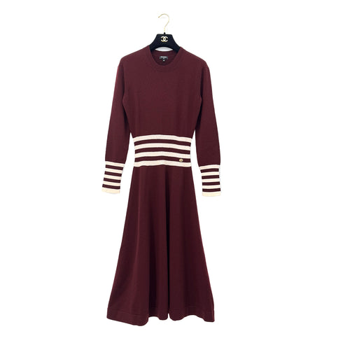 CHANEL COCO BUTTON LONG SLEEVE KNIT DRESS BURGUNDY CASHMERE 38 P55 RTW 90288041