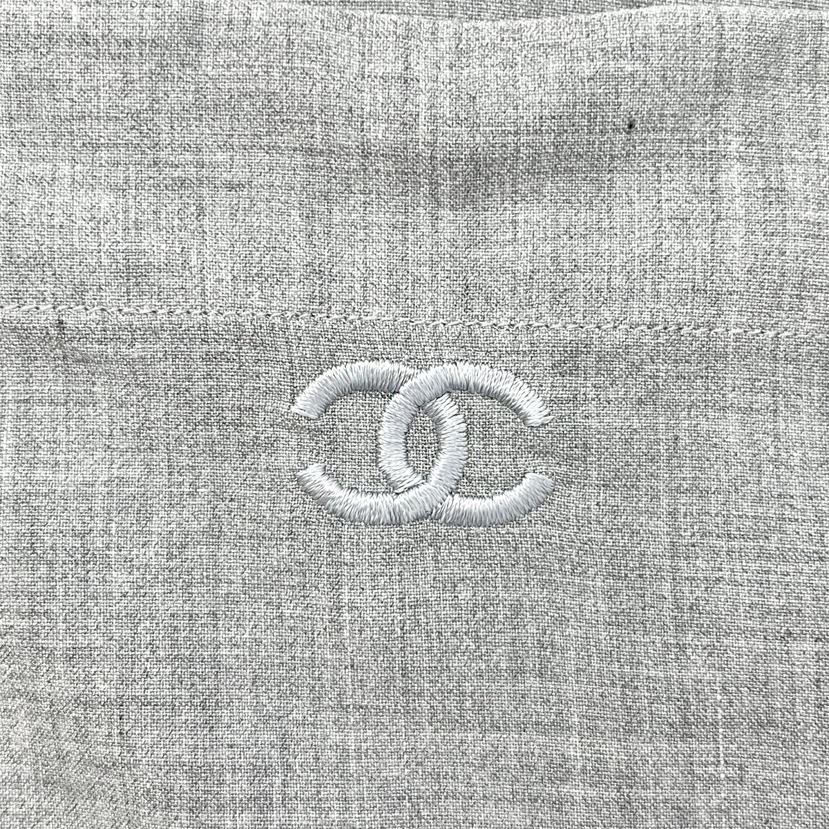 CHANEL VINTAGE COCOMARK BACK POCKET SHORT SLEEVE SHIRT GRAY RAYON 44 RTW 90288060