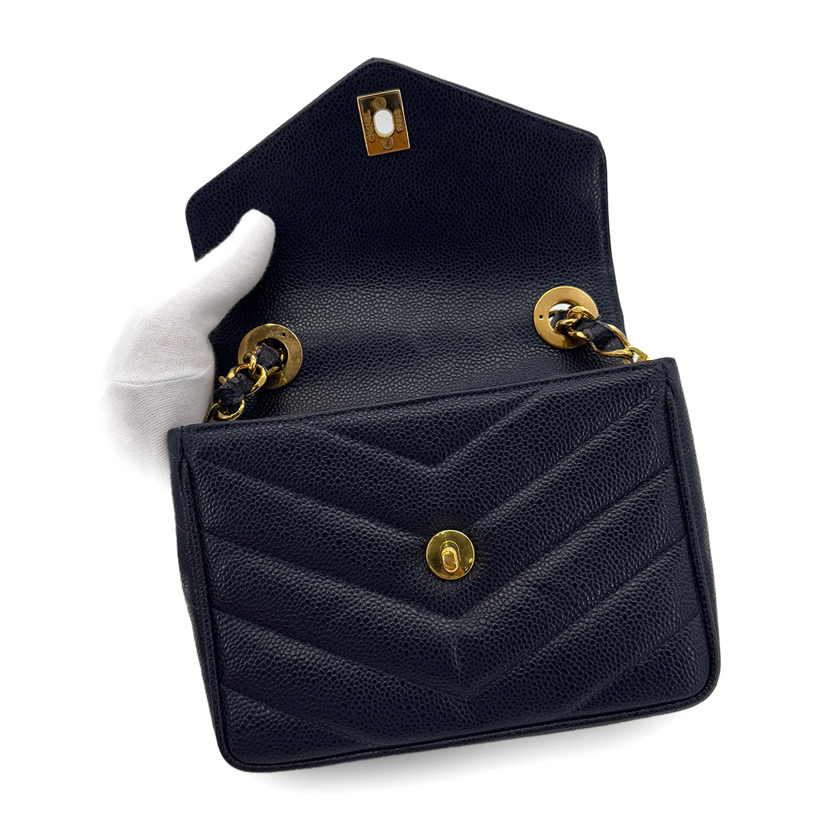 CHANEL VINTAGE CHEVRON V STITCH CHAIN SHOULDER BAG NAVY CAVIAR SKIN 90288483