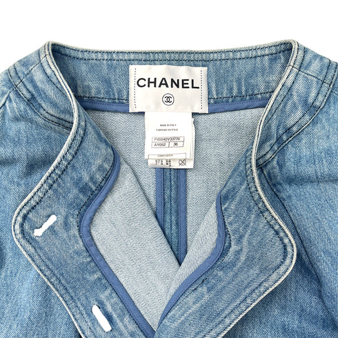 CHANEL COCO FAUX PEARL BUTTON DENIM SHORT JACKET BLUE COTTON 36 P45 RTW 90288505