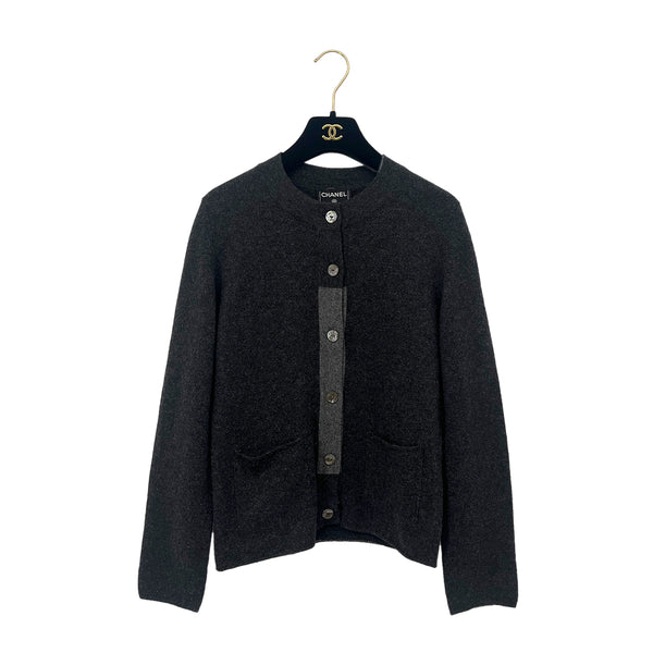 CHANEL VINTAGE LOGO BUTTON CARDIGAN GRAY CASHMERE 36 98A RTW 90288512