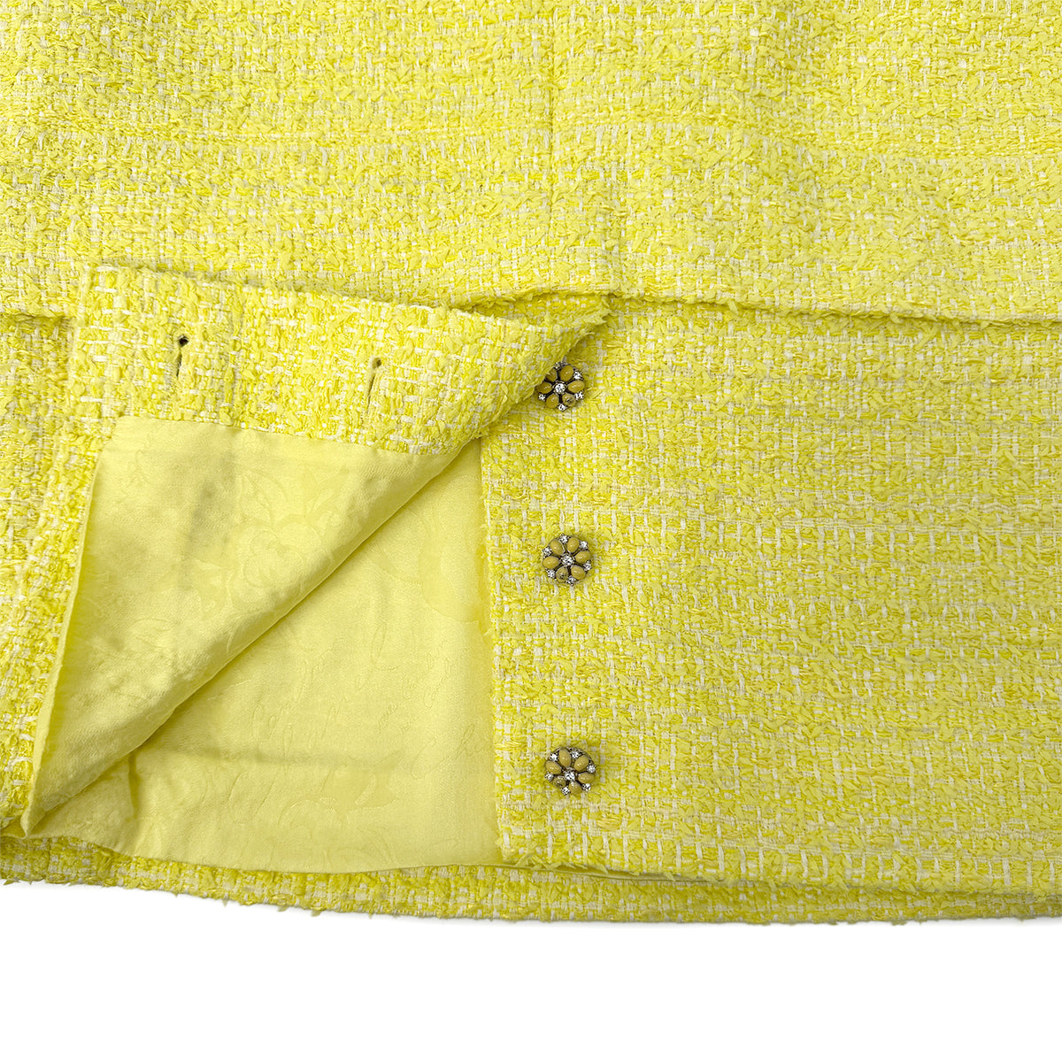 CHANEL GRIPOA COCO BUTTON SLEEVELESS TWEED DRESS WITH BELT YELLOW COTTON 42 P42 RTW 90288722