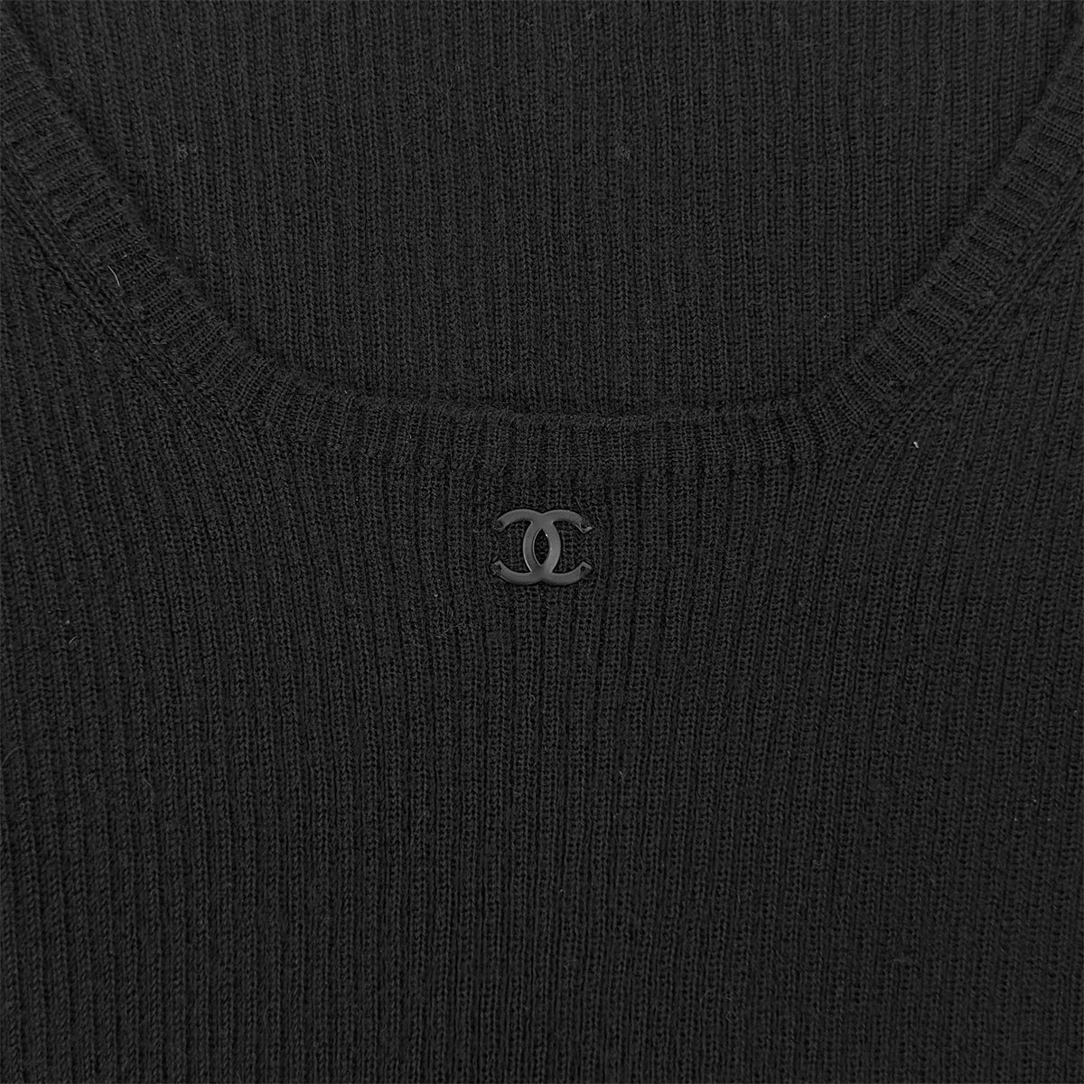 CHANEL VINTAGE COCOMARK KNIT TOPS BLACK CASHMERE 42 00A RTW 90288724
