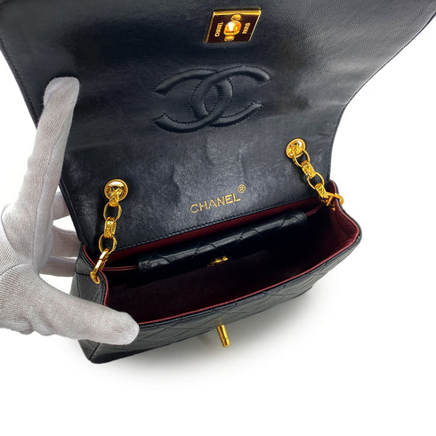 CHANEL VINTAGE MATELASSE BIJOU CHAIN SHOULDER BAG BLACK LAMB SKIN 90288982 - PURPOSE