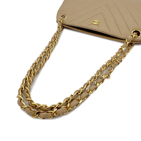 CHANEL VINTAGE CHEVRON CHAIN SHOULDER BAG BEIGE LAMB SKIN 90289057 - PURPOSE