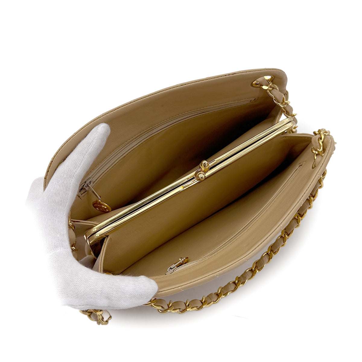 CHANEL VINTAGE CHEVRON CHAIN SHOULDER BAG BEIGE LAMB SKIN 90289057