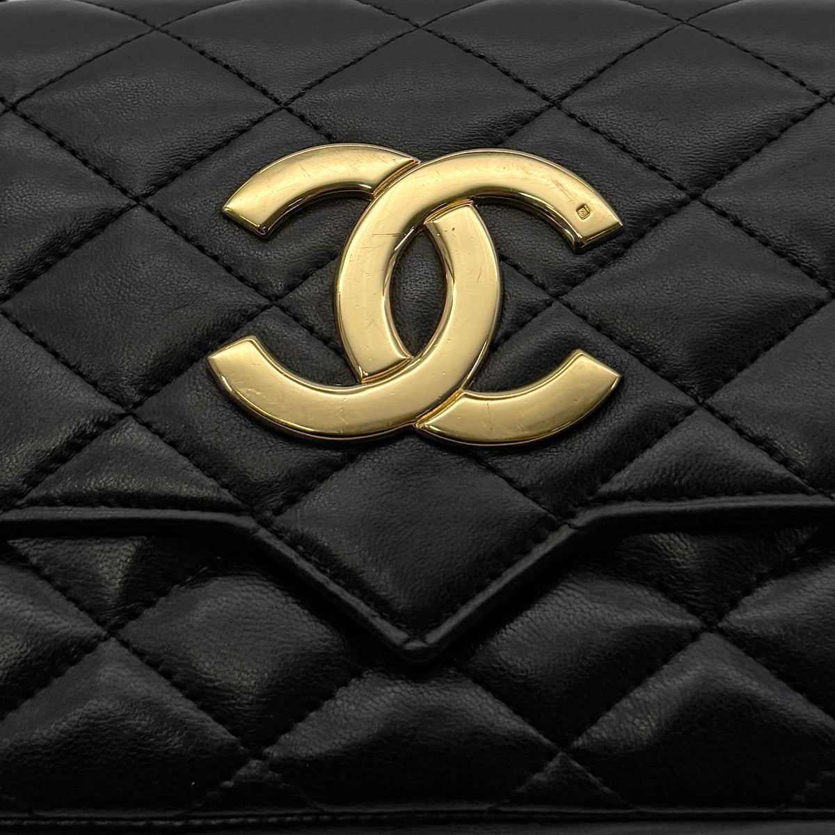 CHANEL VINTAGE MATELASSE BIG COCO CHAIN SHOULDER BAG BLACK LAMB SKIN 90289069