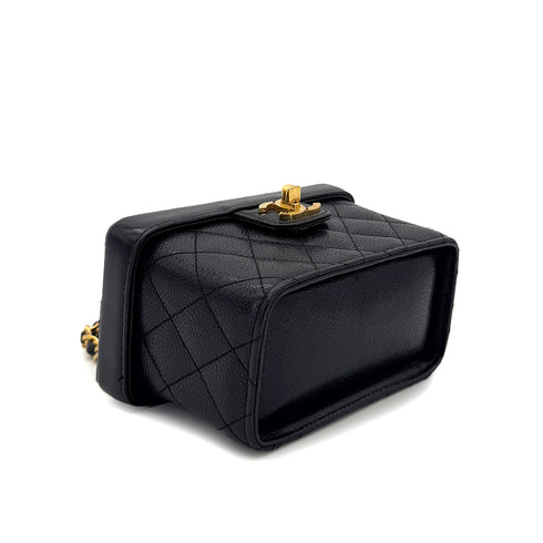 CHANEL VINTAGE CHAIN SHOULDER VANITY BAG BLACK CAVIAR SKIN 90290196