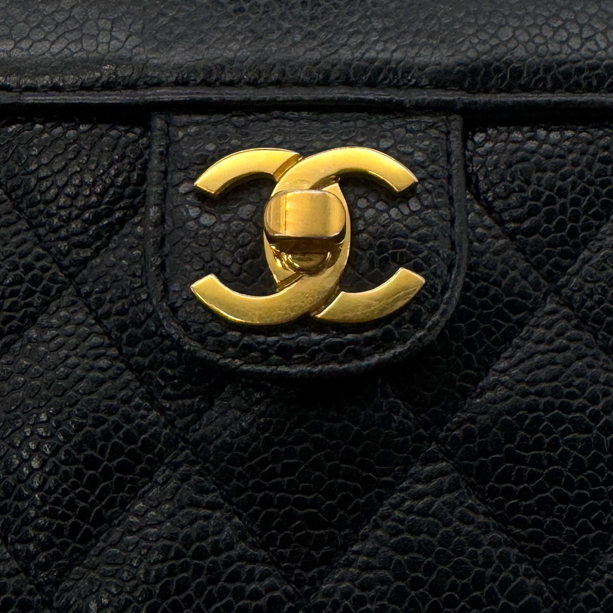 CHANEL VINTAGE CHAIN SHOULDER BANITY BAG BLACK CAVIAR SKIN 90290196
