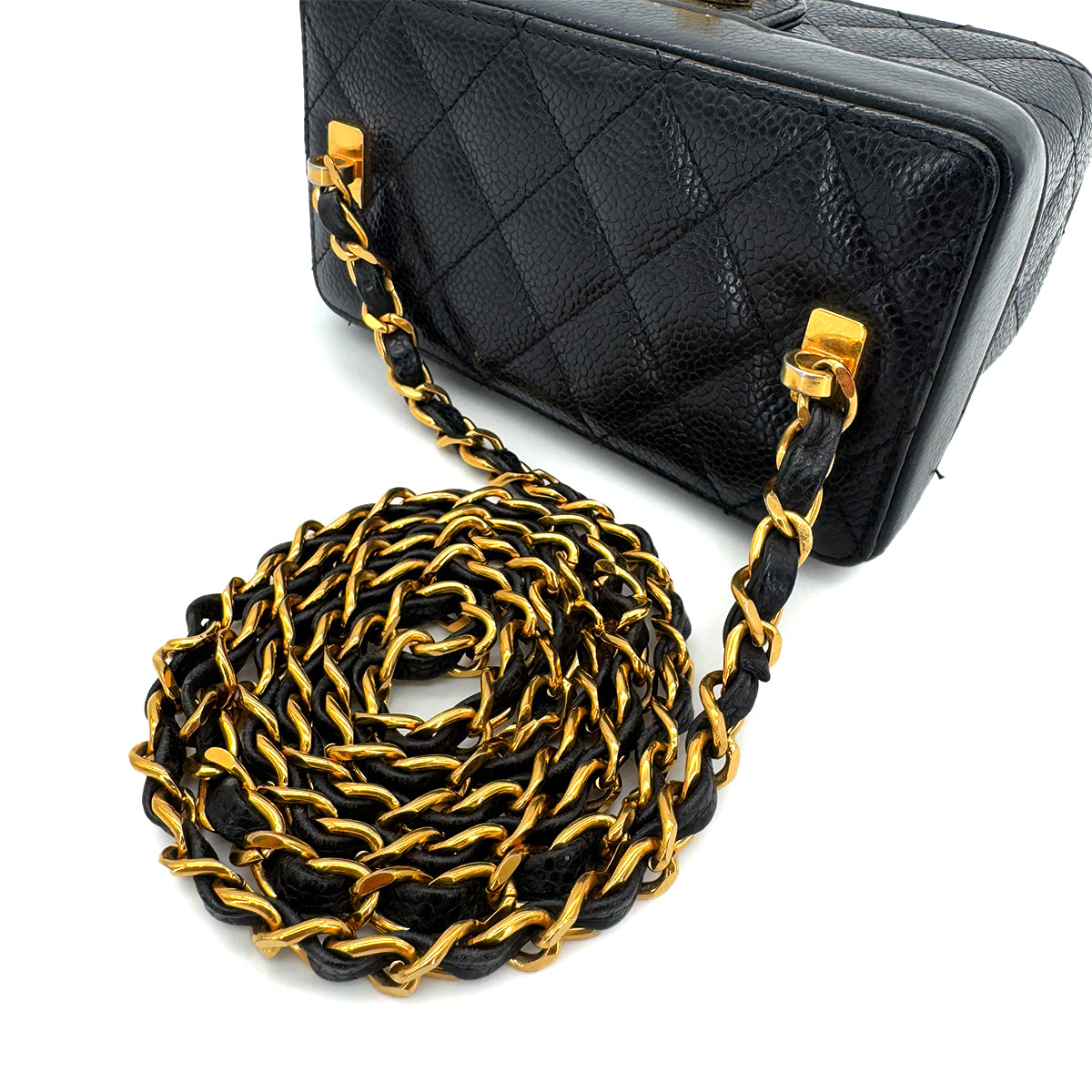 CHANEL VINTAGE CHAIN SHOULDER BANITY BAG BLACK CAVIAR SKIN 90290196