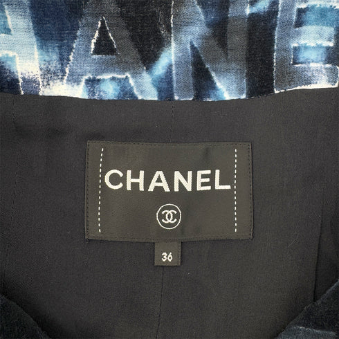 CHANEL COCO BUTTON NO -COLLAR LOGO JACKET BLUE COTTON 36 P70 RTW 90290324