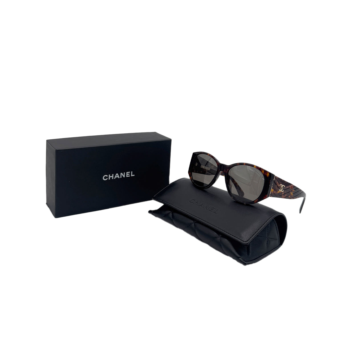 CHANEL VINTAGE SUNGLASSES COCOMARK V STITCH TORTOISESHELL BROWN EYEWEAR 90291260