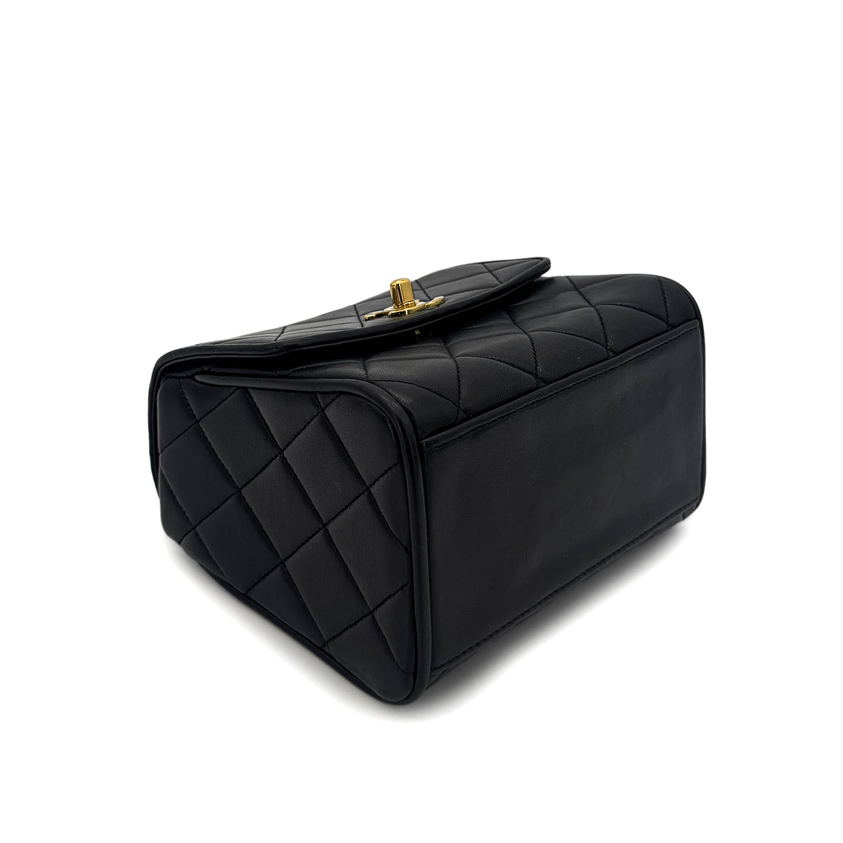 CHANEL VINTAGE MATELASSE CHAIN SHOULDER BAG BLACK LAMB SKIN 90291306