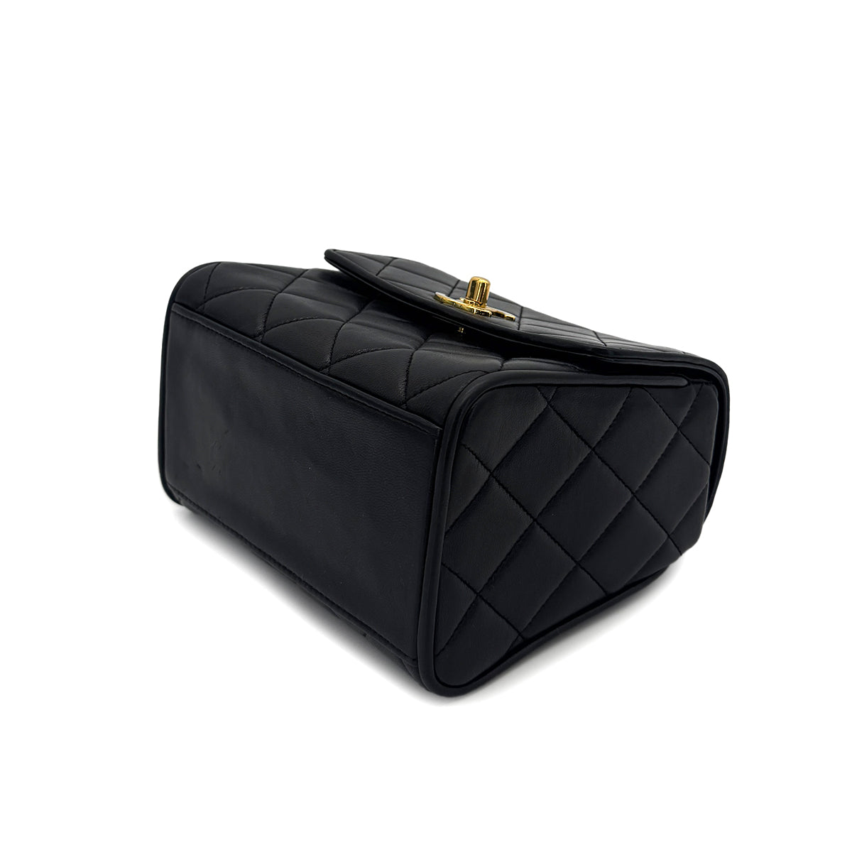 CHANEL VINTAGE MATELASSE CHAIN SHOULDER BAG BLACK LAMB SKIN 90291306