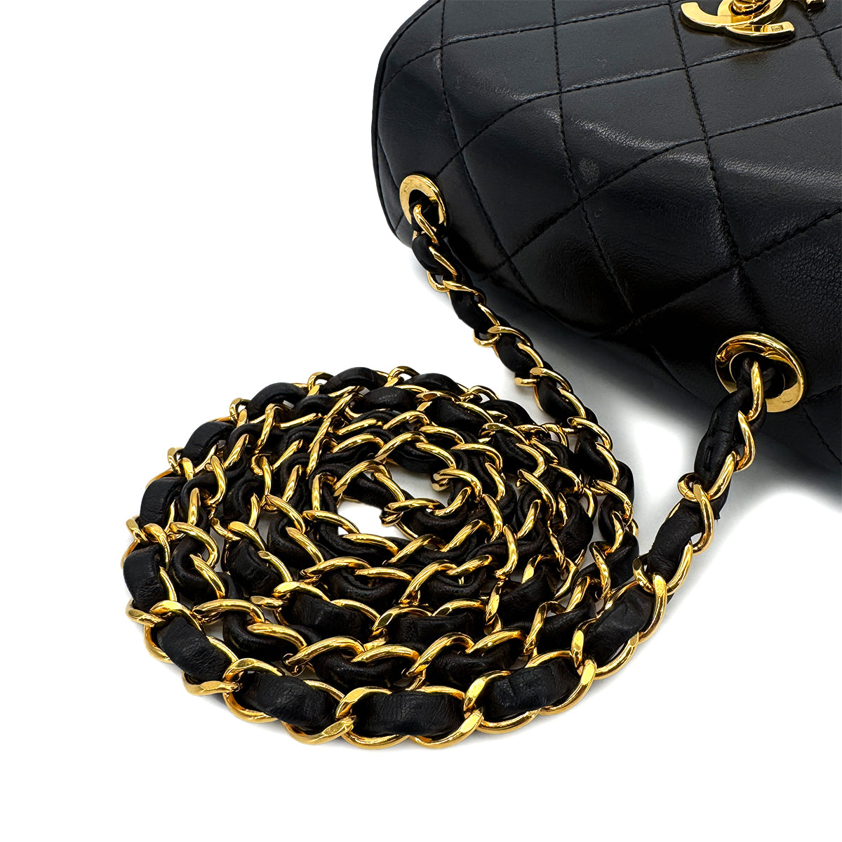 CHANEL VINTAGE MATELASSE CHAIN SHOULDER BAG BLACK LAMB SKIN 90291306