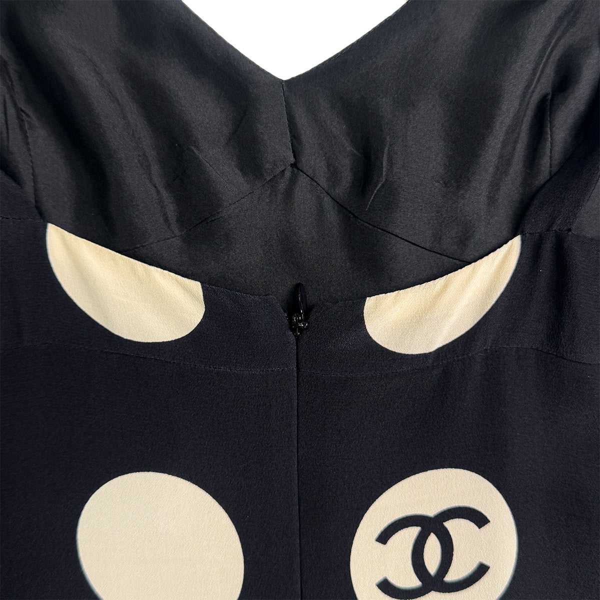CHANEL VINTAGE POLKA DOT PATTERN SLEEVELESS DRESS COCOMARK BLACK SILK 38 97P RTW 90291324