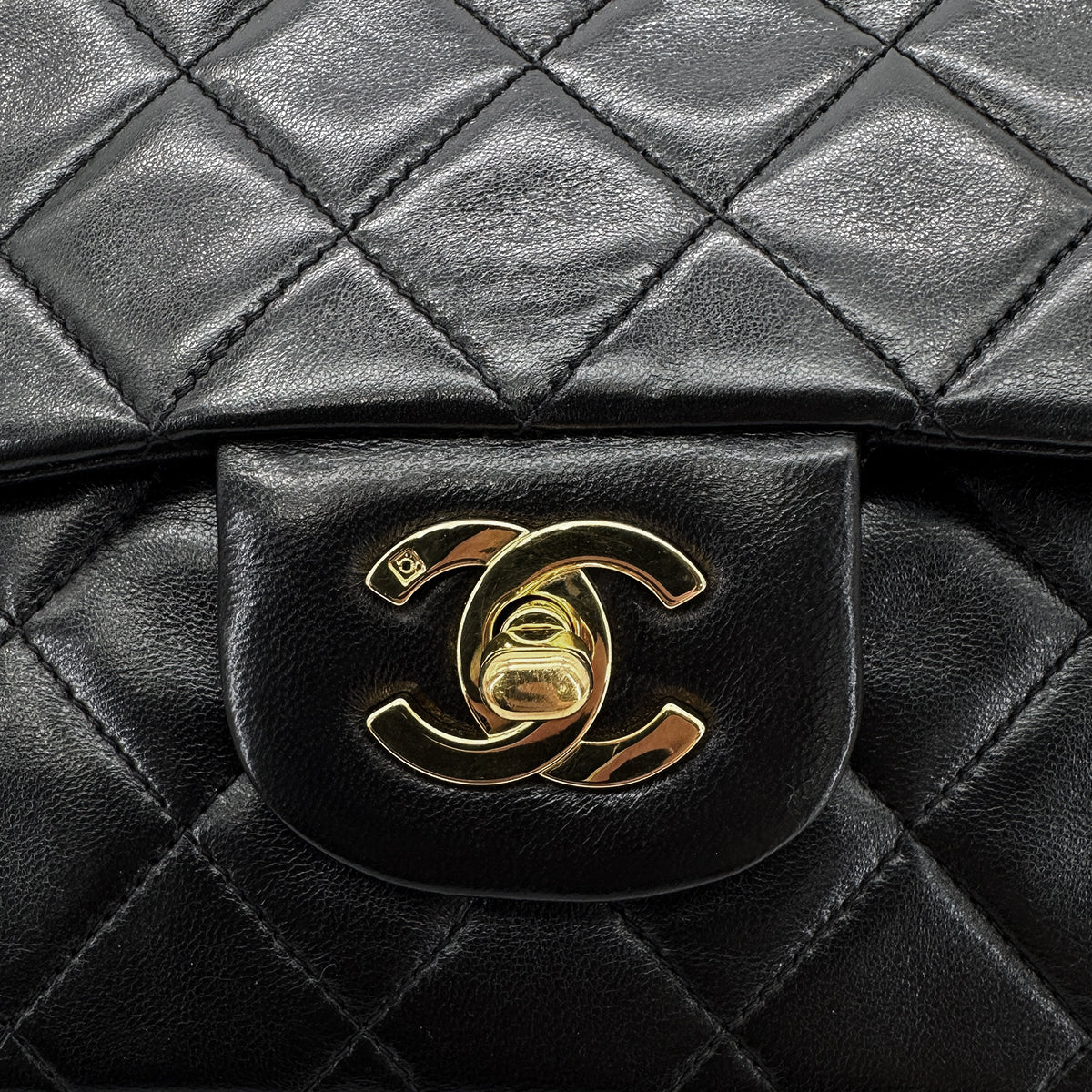 CHANEL VINTAGE CLASSIC FLAP MEDIUM CHAIN SHOULDER BAG BLACK LAMB SKIN 90292734