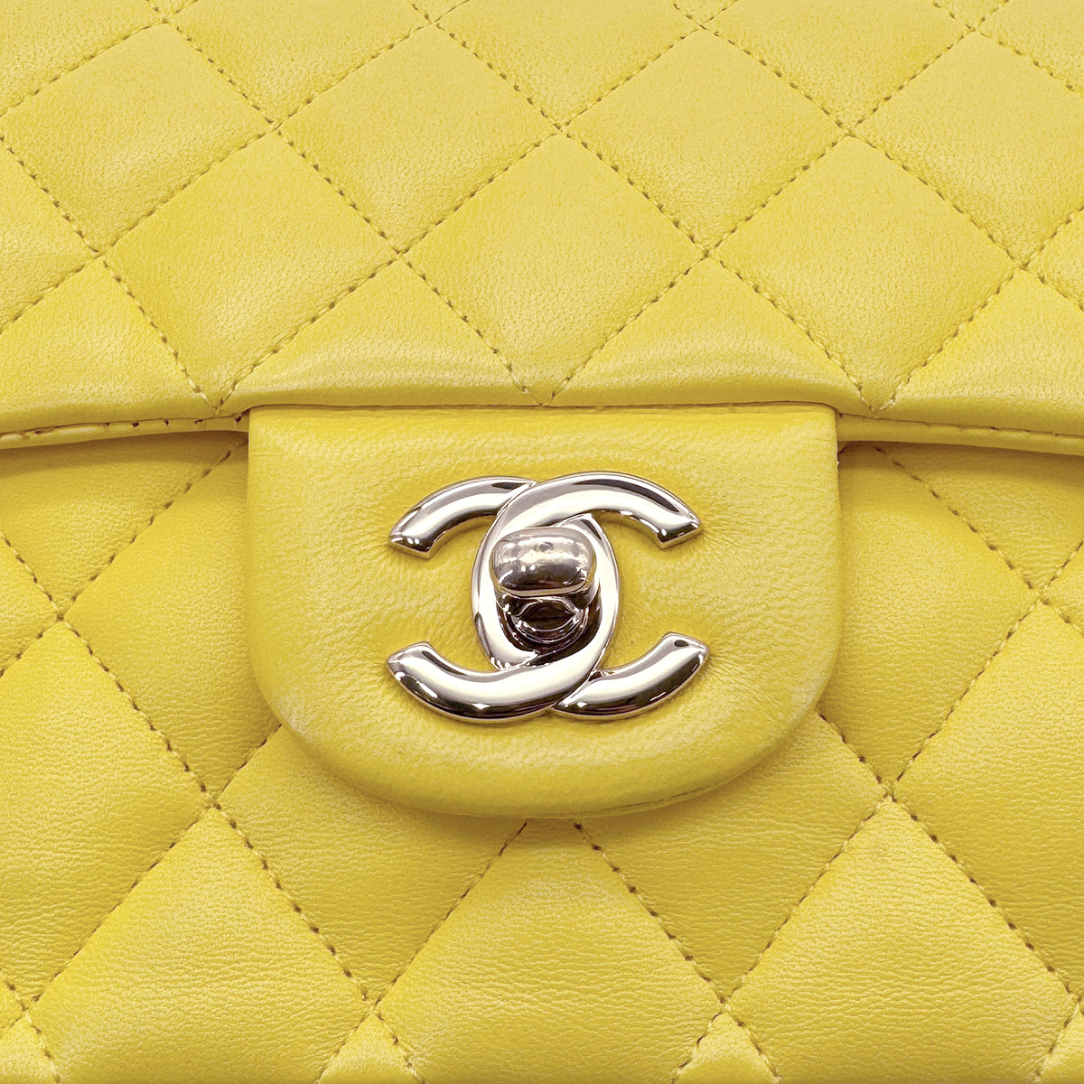 CHANEL CLASSIC FLAP MEDIUM CHAIN SHOULDER BAG YELLOW LAMB SKIN 90292742