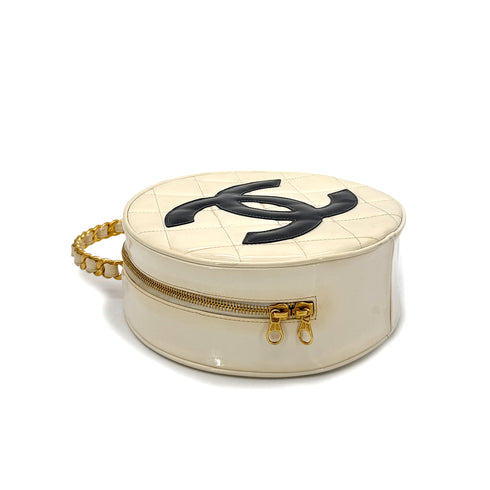 CHANEL VINTAGE ROUND VANITY HAND BAG WHITE ENAMEL 90294141 - PURPOSE