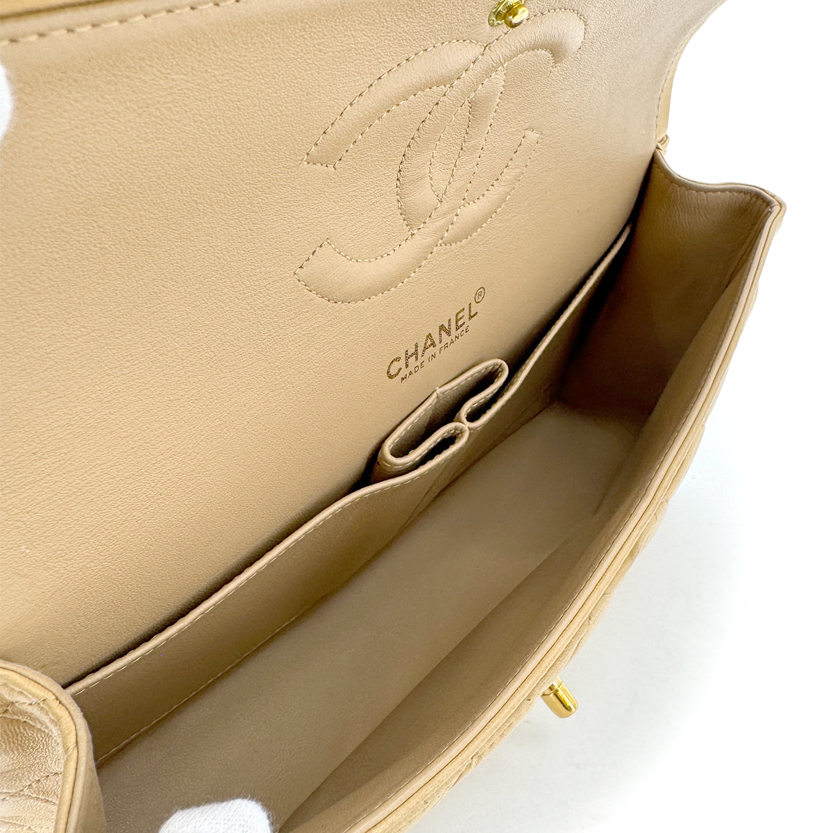 CHANEL VINTAGE CLASSIC FLAP MEDIUM CHAIN SHOULDER BAG BEIGE LAMB SKIN 90294177