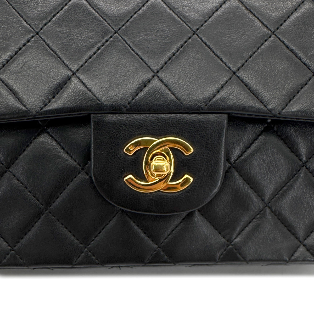 CHANEL VINTAGE CLASSIC FLAP SMALL CHAIN SHOULDER BAG BLACK LAMB SKIN 90294194