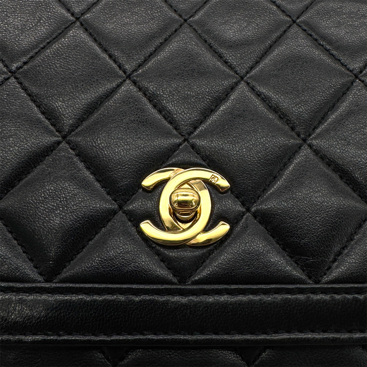 CHANEL VINTAGE MATELASSE BIJOU CHAIN SHOULDER BAG BLACK LAMB SKIN 90294195
