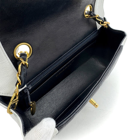 CHANEL VINTAGE MADEMOISELLE BICOLOR MINI CHAIN SHOULDER BAG NAVY WHITE LAMB SKIN 90294202