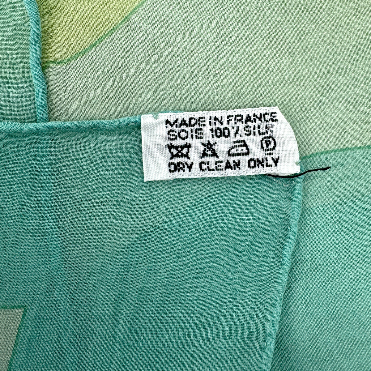 HERMES CARRE 90 SCARF LES CAPUCINES GREEN SILK 90295836