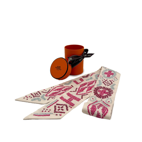 HERMES TWILLY KELLY EN PERLES SCARF IVORY PINK SILK 90295854 - PURPOSE