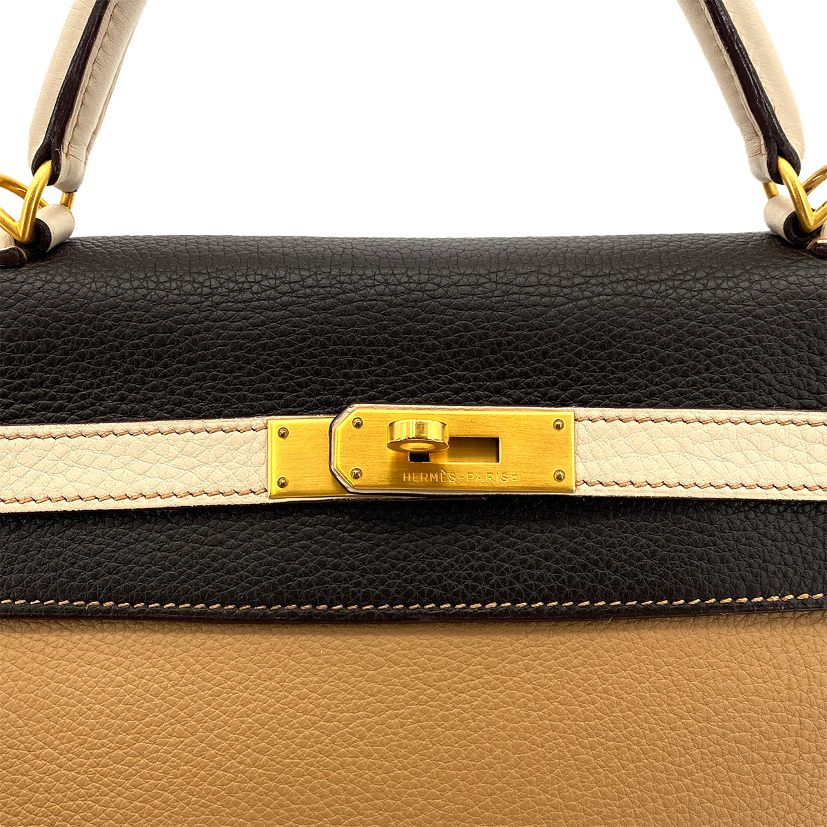 HERMES KELLY 32 RETOURNE TRICOLORE TABAC CAMEL ARGILE CHOCOLAT TAURILLON CLEMENCE HAND SHOULDER BAG □G GHW 90296446