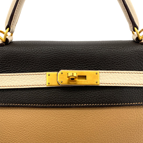HERMES KELLY 32 RETOURNE TRICOLORE TABAC CAMEL ARGILE CHOCOLAT TAURILLON CLEMENCE HAND SHOULDER BAG □G GHW 90296446 - PURPOSE