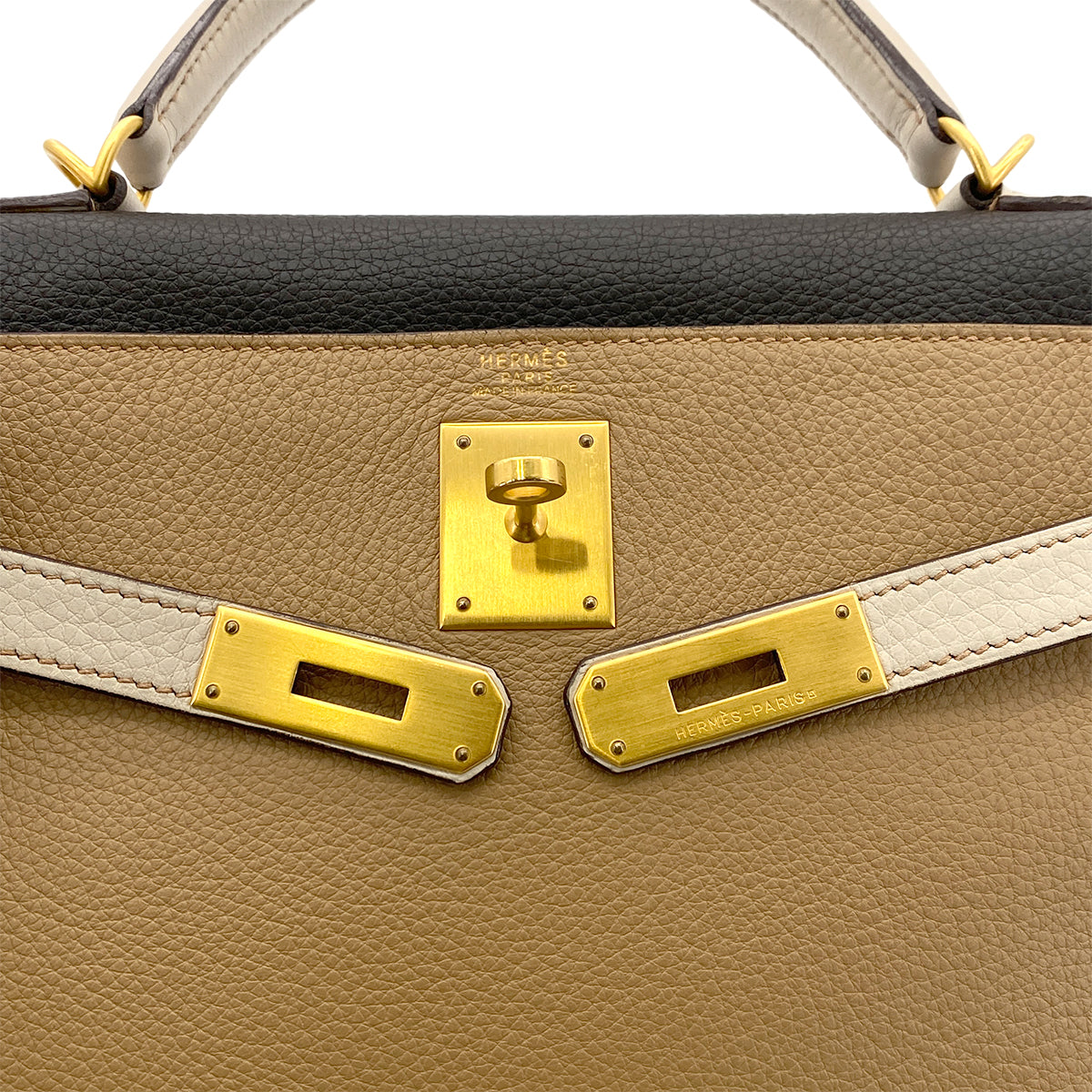 HERMES KELLY 32 RETOURNE TRICOLORE TABAC CAMEL ARGILE CHOCOLAT TAURILLON CLEMENCE HAND SHOULDER BAG □G GHW 90296446