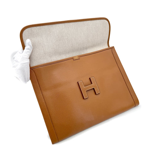 HERMES JIGE GM GOLD COUCHEVEL CLUTCH BAG V 90296454 - PURPOSE