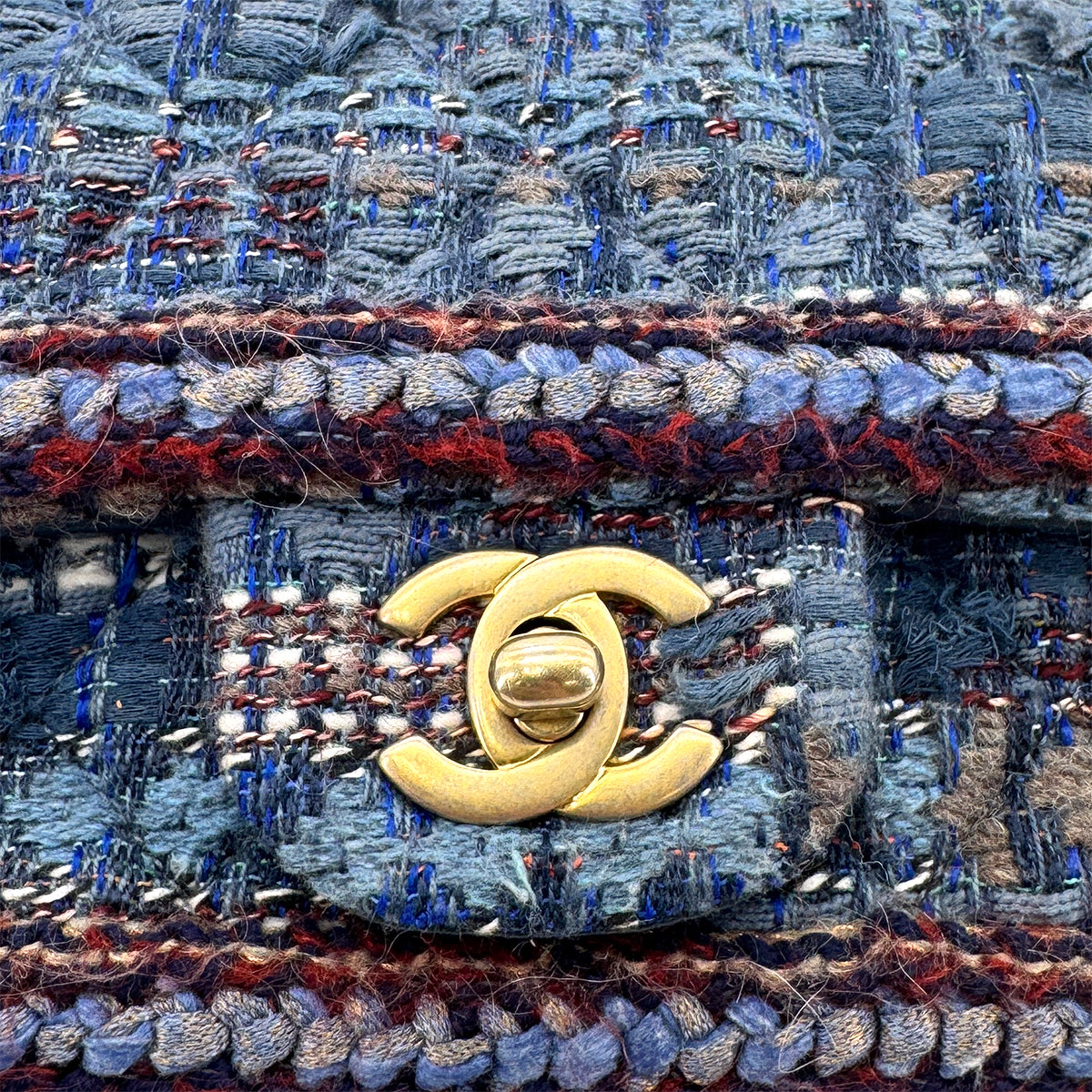 CHANEL CHAIN SHOULDER BAG BLUE TWEED 90296567