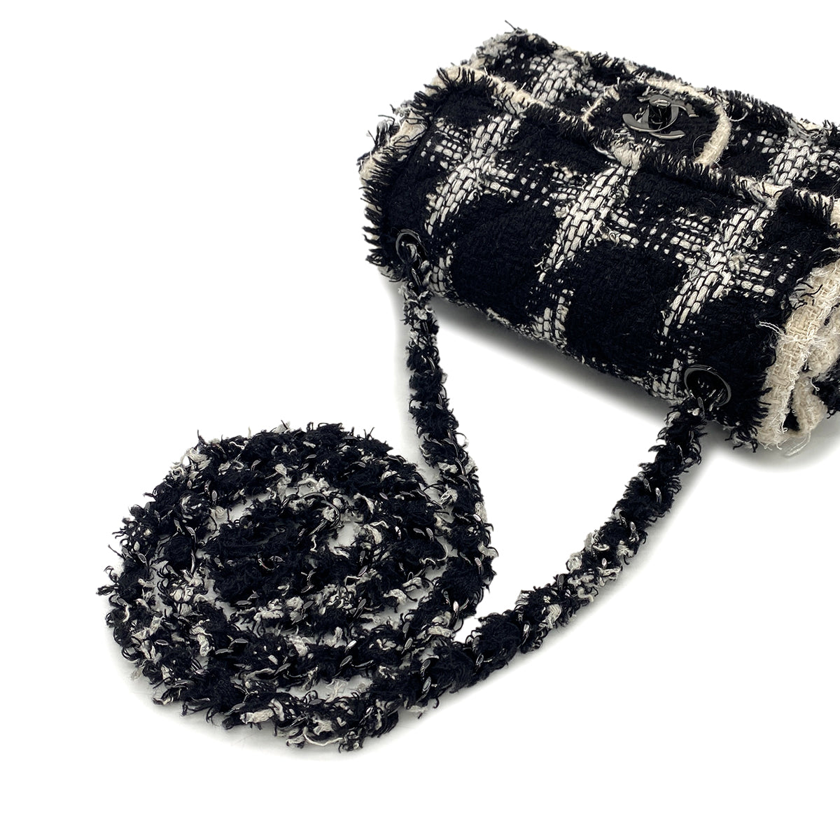 CHANEL MINI MATELASSE 20 CHAIN SHOULDER BAG BLACK WHITE TWEED 90296674