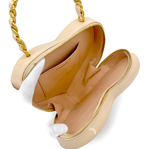 CHANEL VINTAGE MATELASSE HEART VANITY HAND BAG BEIGE BLACK ENAMEL 90297257