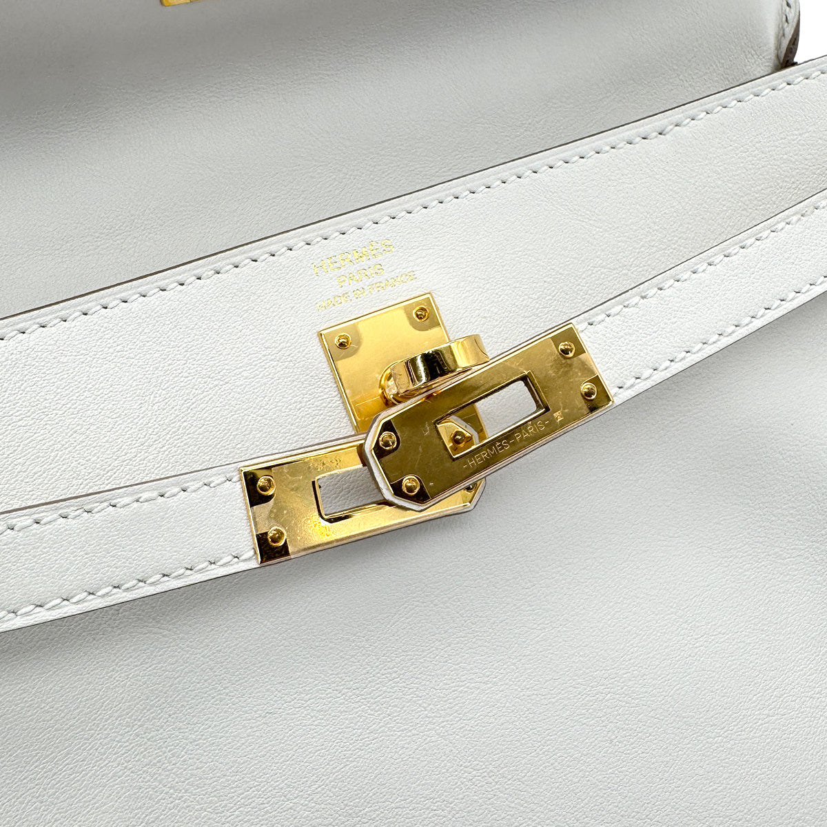HERMES KELLY 25 RETOURNE GRIS PERLE SWIFT HAND SHOULDER BAG B GHW 90298154