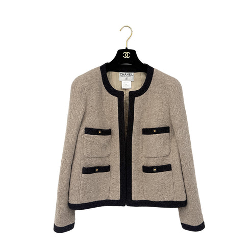 CHANEL VINTAGE COCO BUTTON TWEED COLLARLESS JACKET BROWN WOOL 44 96A RTW 90298340
