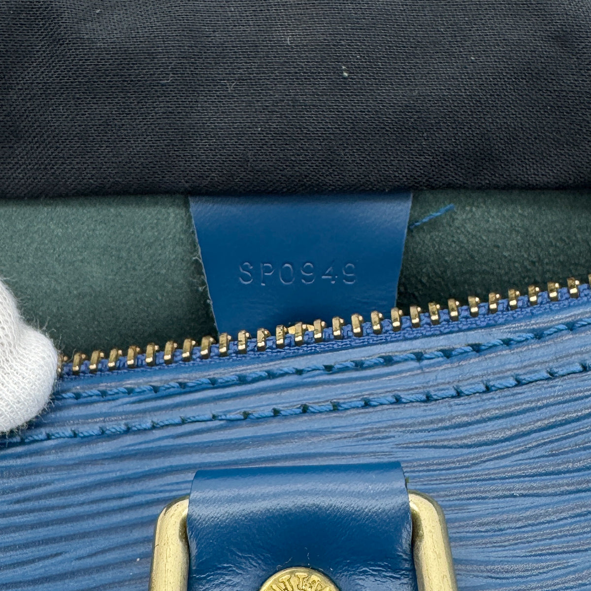 LOUIS VUITTON EPI SPEEDY 25 HAND BAG TOLEDO BLUE LEATHER M43015 90298699