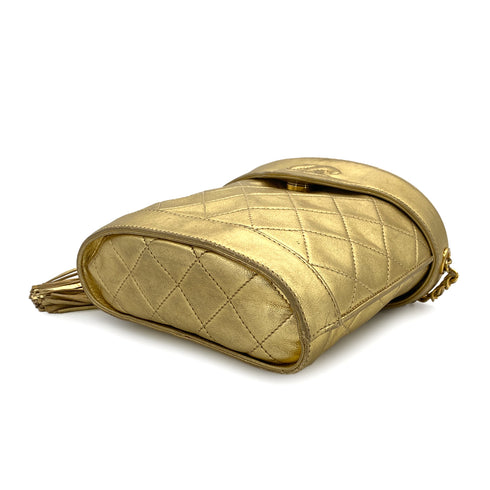 CHANEL VINTAGE FRINGE SHOULDER BAG GOLD LAMB SKIN 90298836