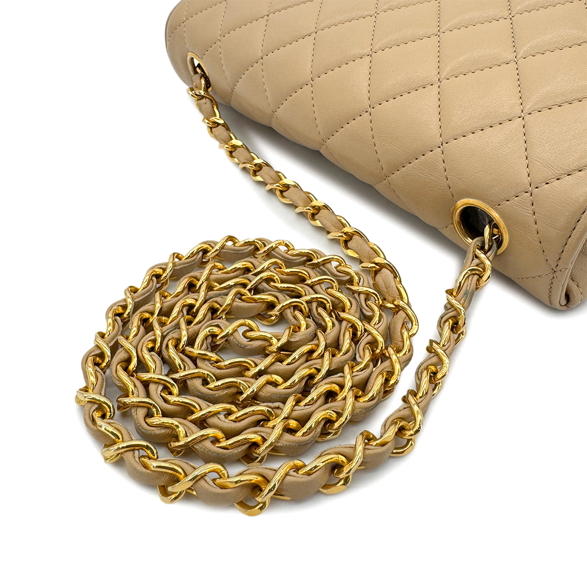 CHANEL VINTAGE MATELASSE HALF MOON CHAIN SHOULDER BAG BEIGE LAMB SKIN 90299348