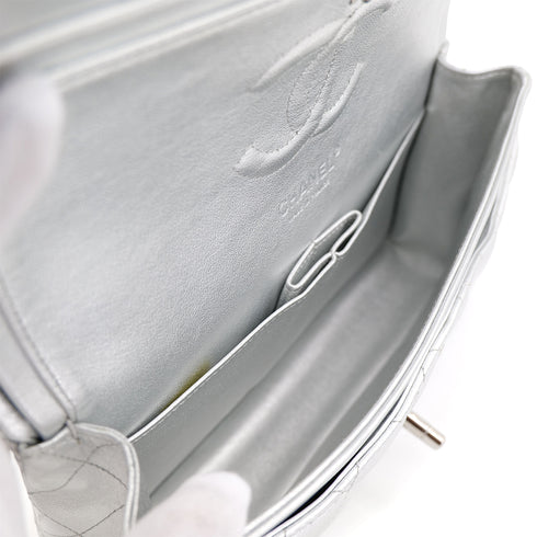 CHANEL CLASSIC FLAP MEDIUM CHAIN SHOULDER BAG SILVER LAMB SKIN 90301104 - PURPOSE