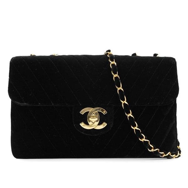 CHANEL VINTAGE MAXI CHEVRON CHAIN SHOULDER BAG BLACK VELOR 90301702 - PURPOSE