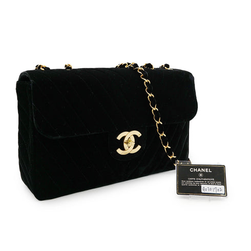 CHANEL VINTAGE MAXI CHEVRON CHAIN SHOULDER BAG BLACK VELOR 90301702 - PURPOSE
