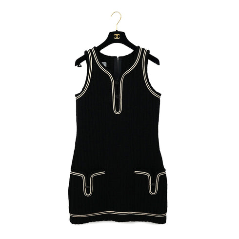 CHANEL SPORTS LINE COCO BUTTON SLEEVELESS DRESS BLACK WHITE WOOL 38 07A RTW 90302397 - PURPOSE