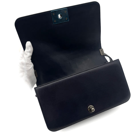 CHANEL BOY CHANEL CHAIN SHOULDER BAG NAVY LEATHER 90302646 - PURPOSE