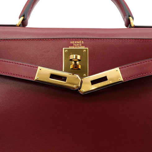 HERMES KELLY 28 SELLIER ROUGE H BOX CALF HAND BAG □A GHW 90302889 - PURPOSE